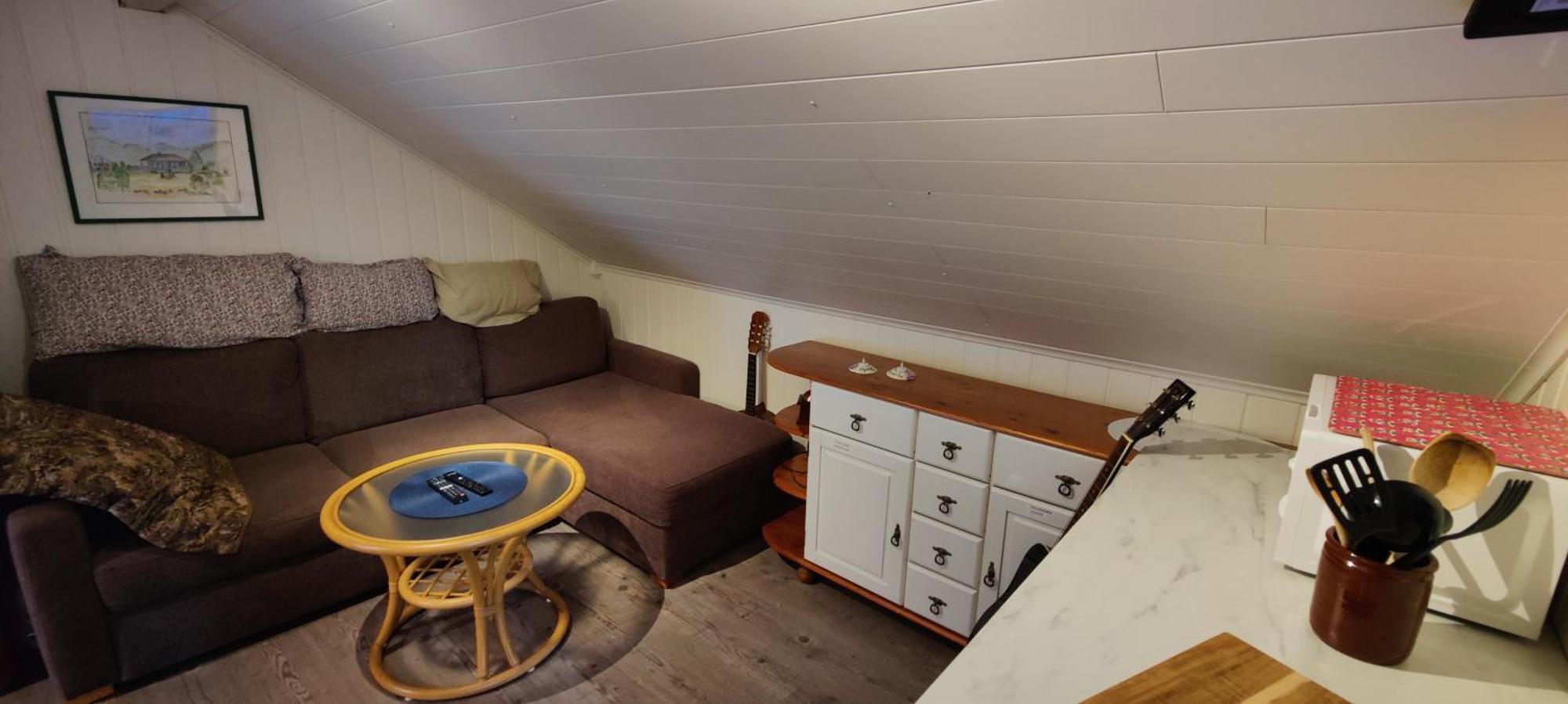 Oya Husrom-enkeltsenger-sovesofa-kjokken Camping Sarpsborg